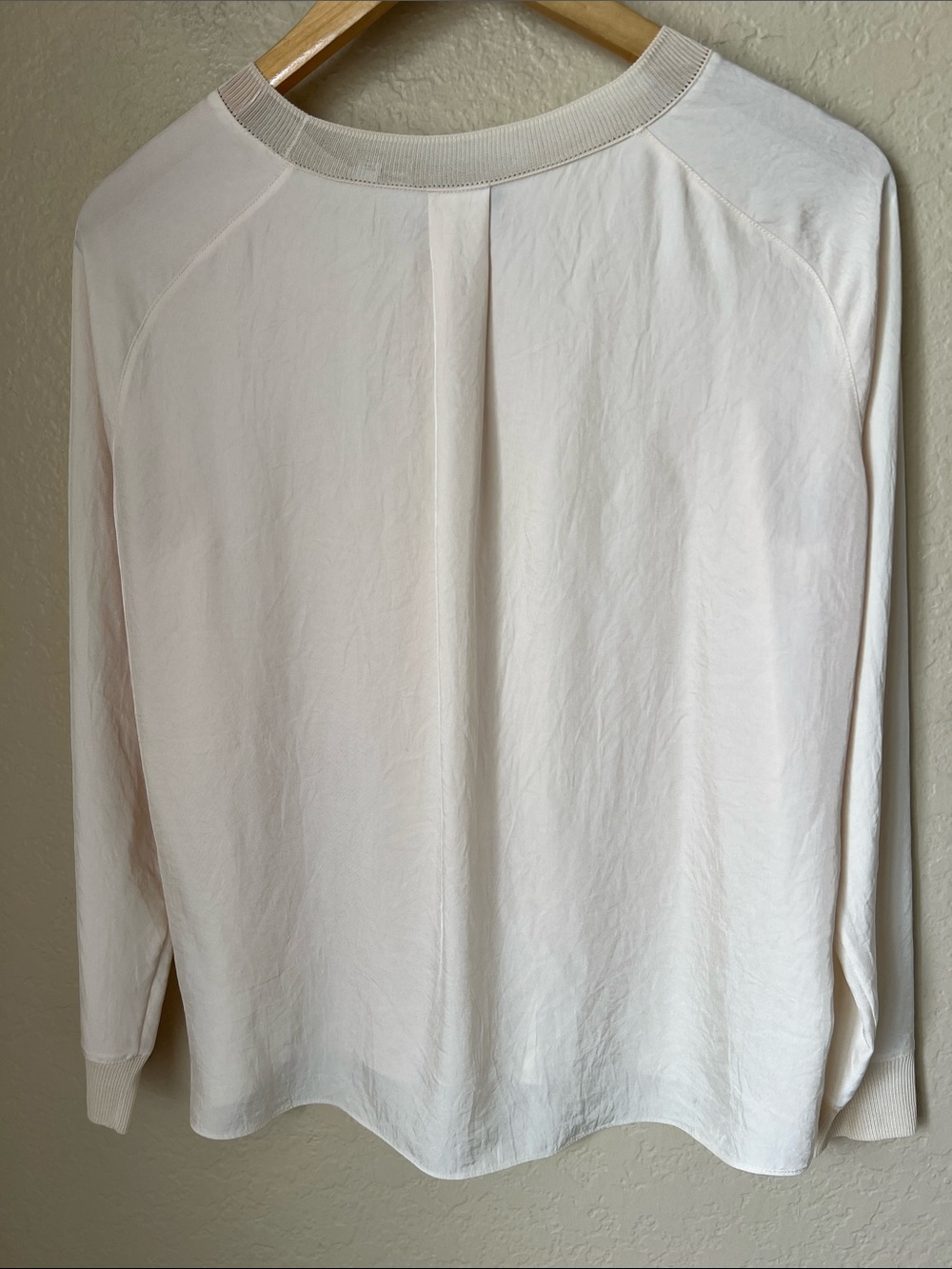 Vince cream long sleeve crew neck blouse S - Picture 7 of 8